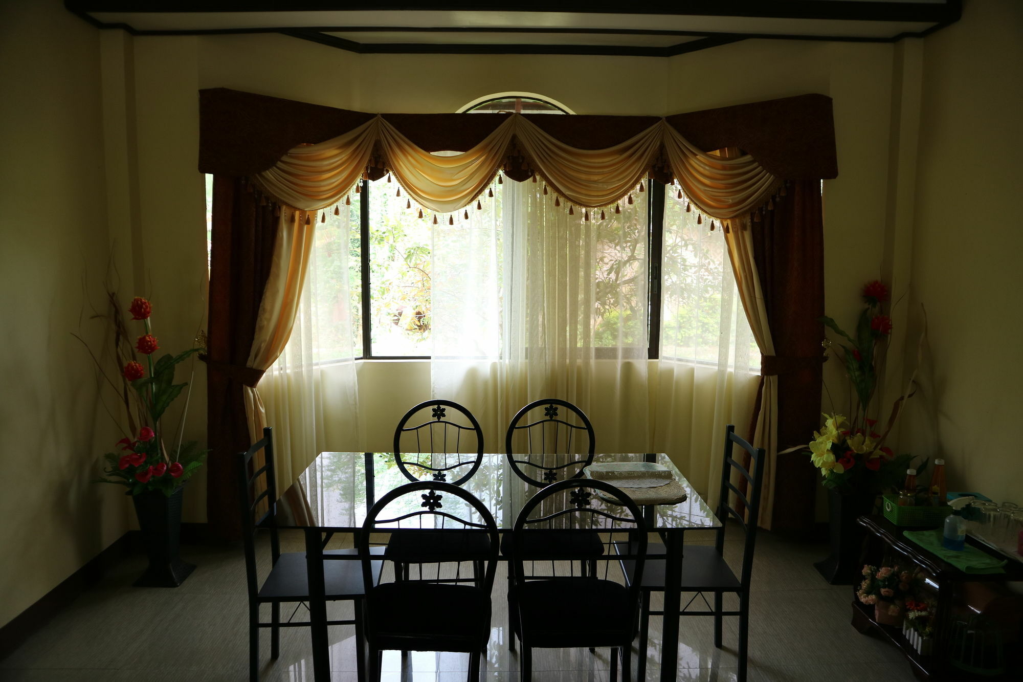 Oyo 422 Villa Emilia Pension House Panglao Extérieur photo