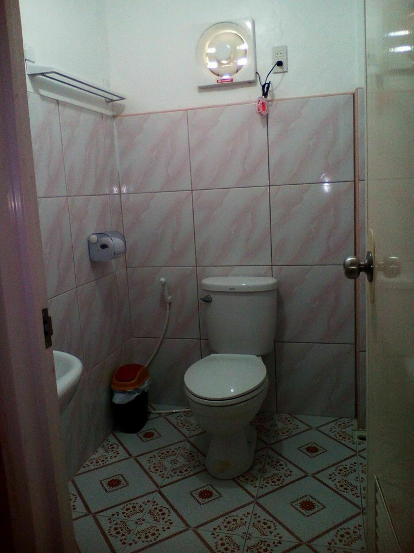 Oyo 422 Villa Emilia Pension House Panglao Extérieur photo