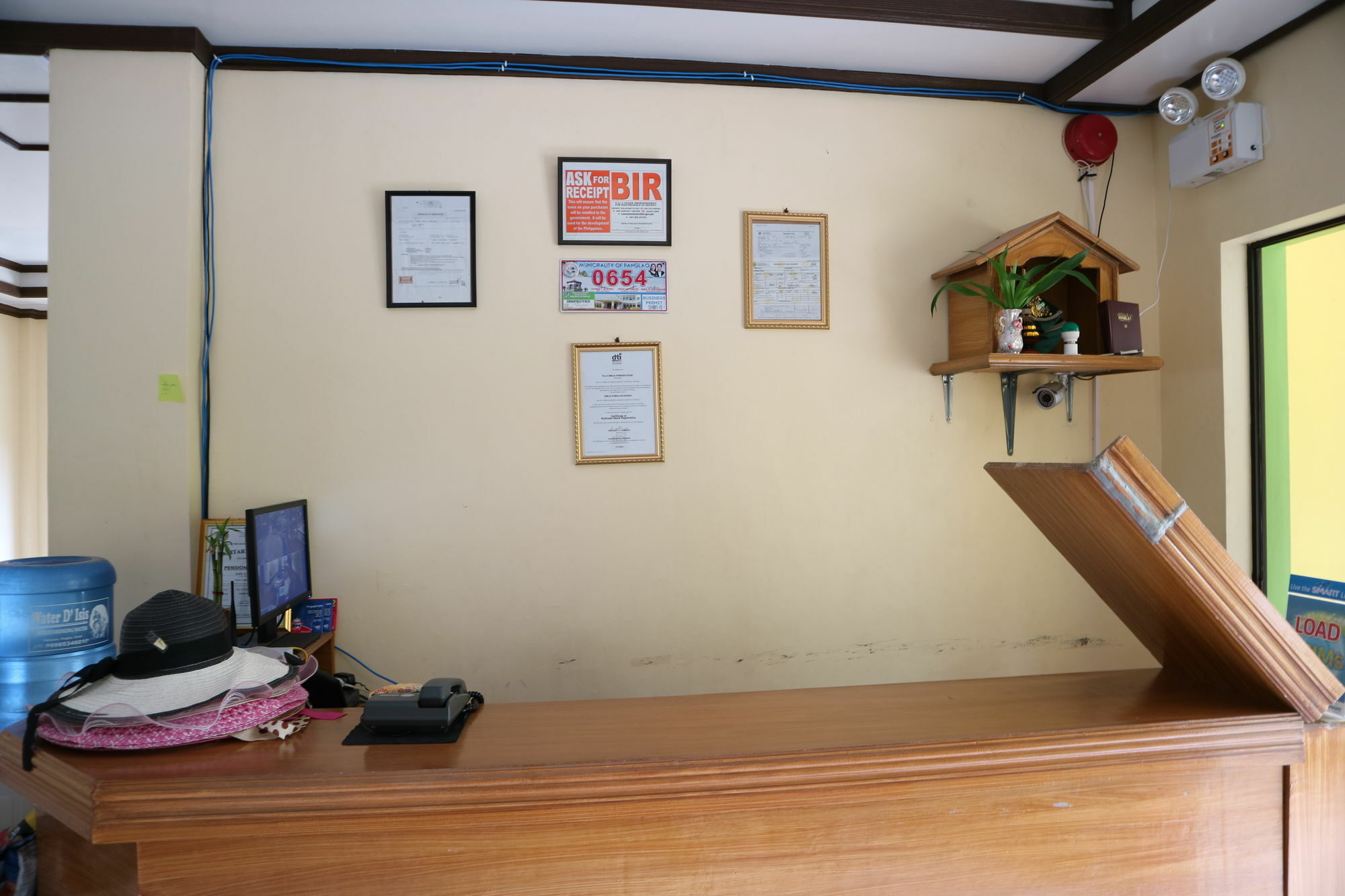 Oyo 422 Villa Emilia Pension House Panglao Extérieur photo