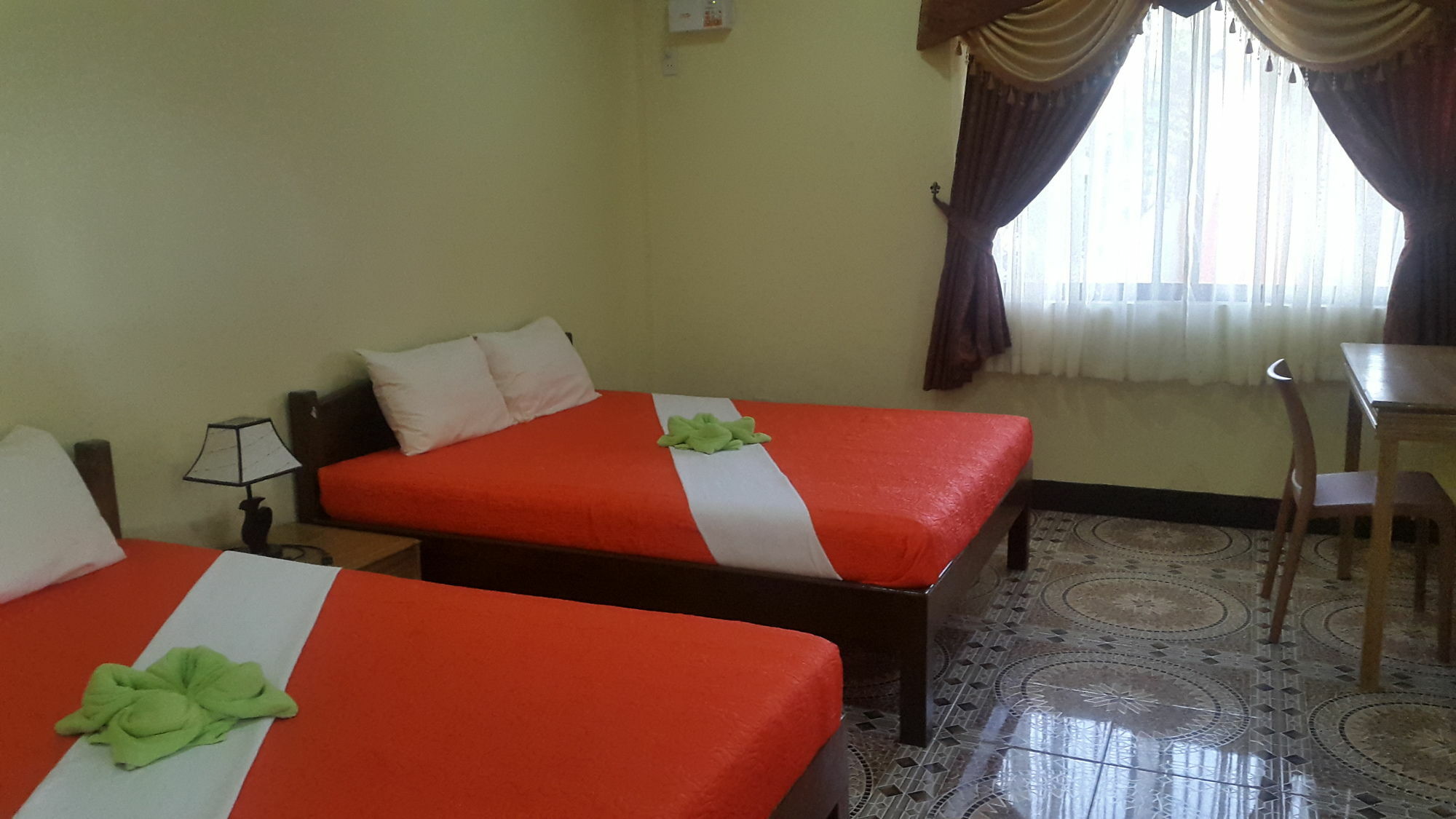 Oyo 422 Villa Emilia Pension House Panglao Extérieur photo