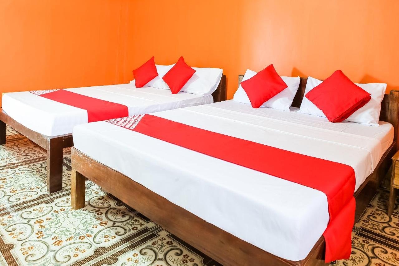 Oyo 422 Villa Emilia Pension House Panglao Extérieur photo